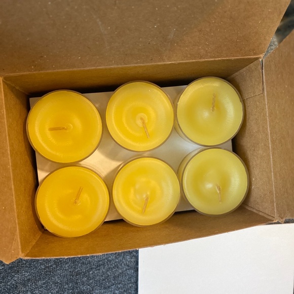 NIB PartyLite set of 18 tea light sampler - Picture 2 of 4